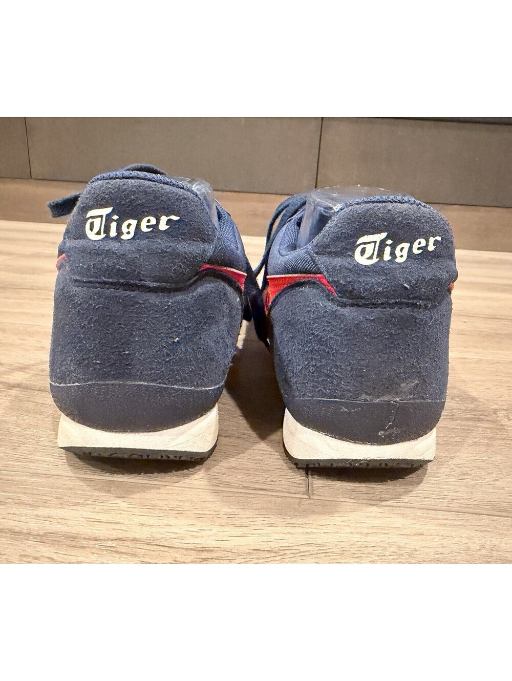 *READ* ASICS Onitsuka Tiger Ultimate Sz 11 Peacoat Navy Red Running Mens Sneaker - Picture 4 of 13